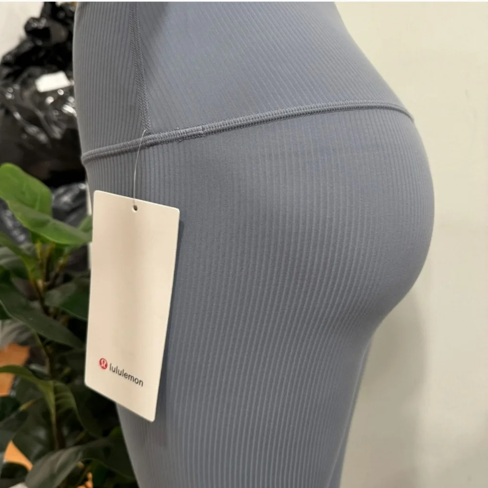 Lululemon Align Ribbed HR Pant 25"/Size 8 /NWT - Picture 6 of 7